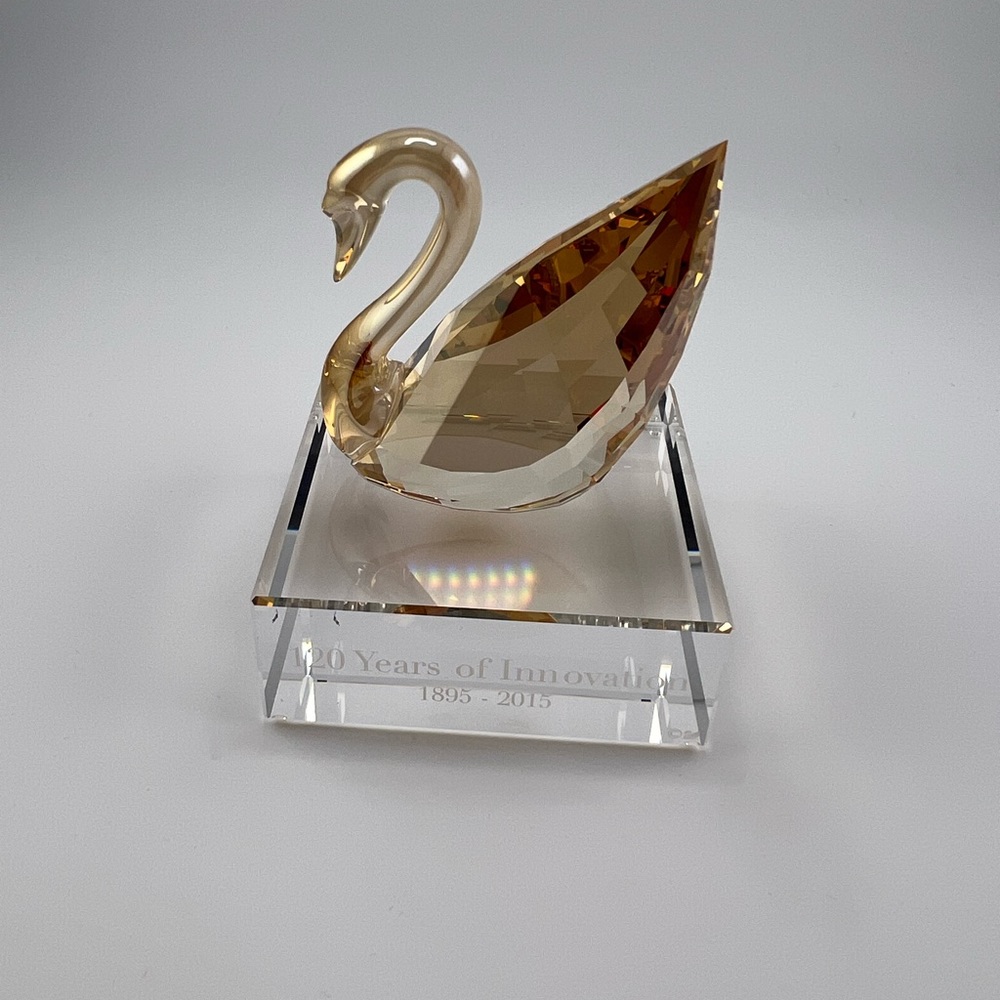 Swarovski crystal swan event piece 2015
